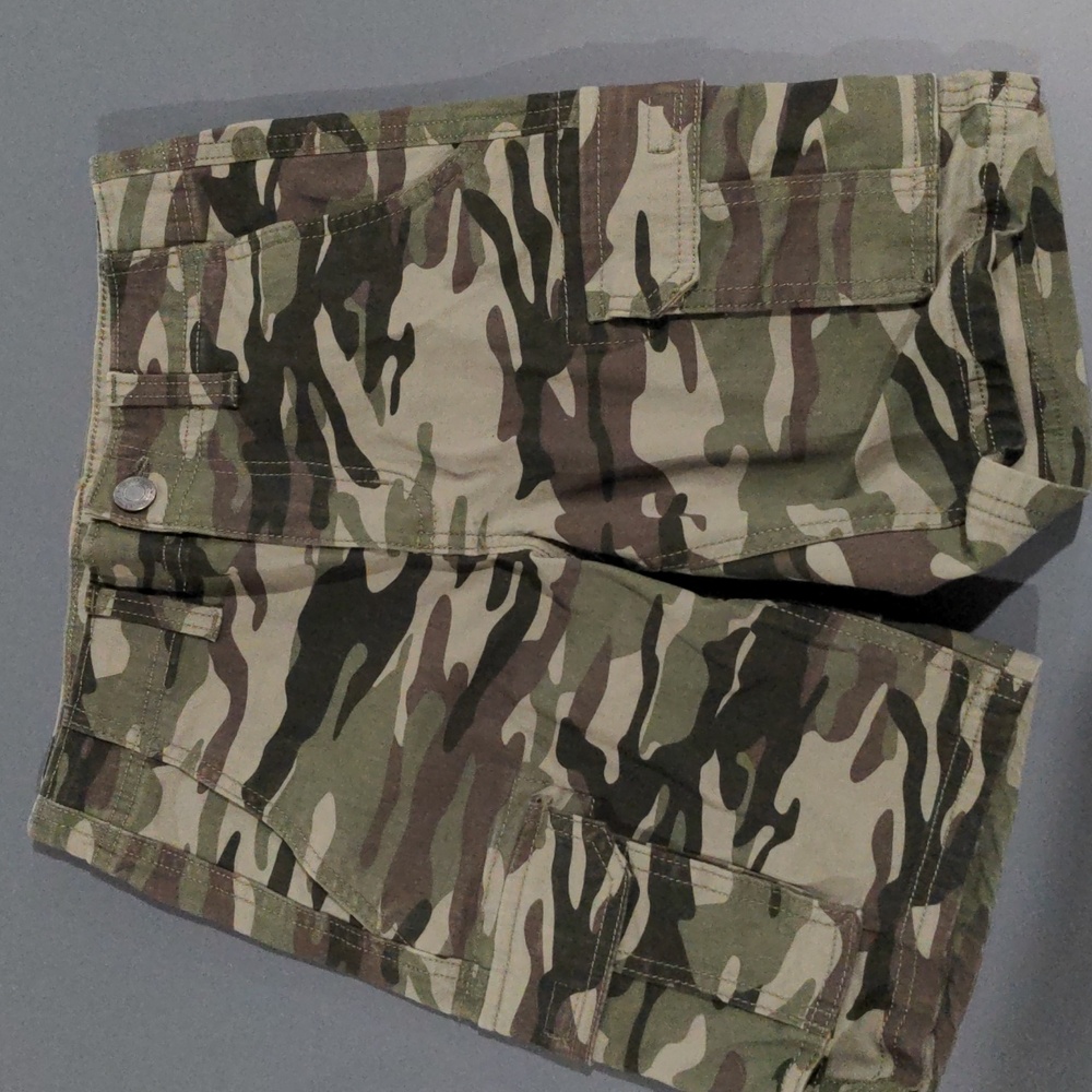 Sonoma Camo Cargo shorts